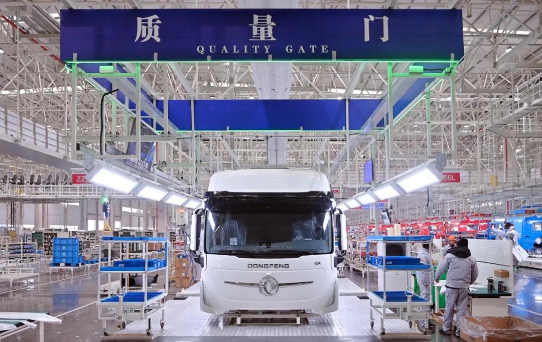 在D600智慧工厂，质量管控变得透明、可追溯且高度精准