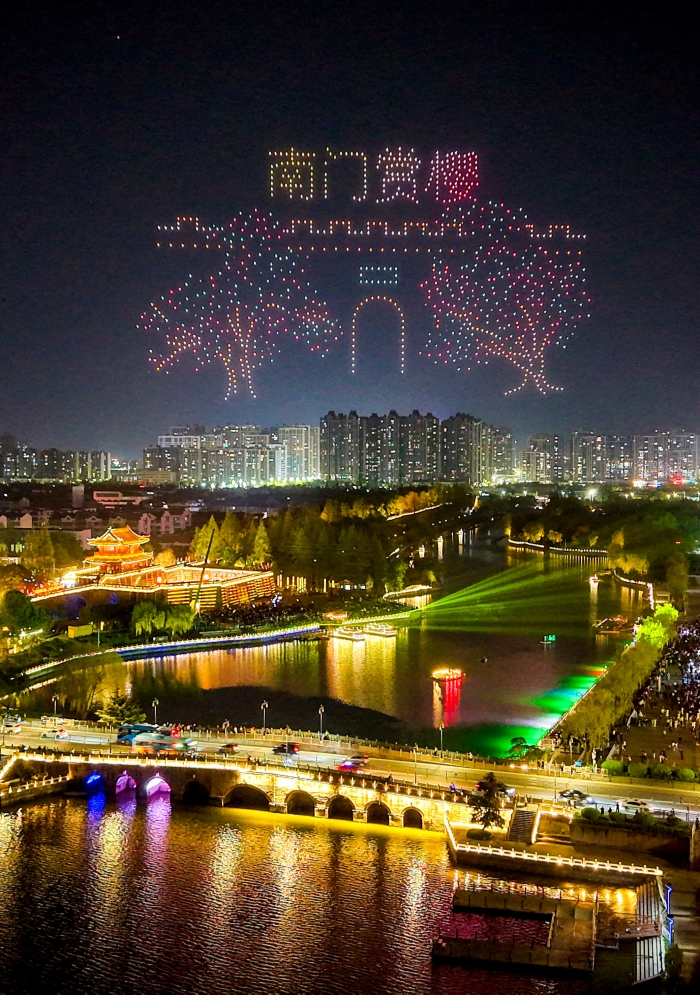 “荆州十二时辰”春日盛典现场。