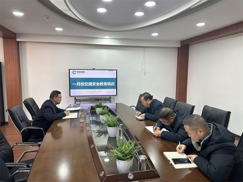 常态化开展交通安全教育培训。陈斌摄