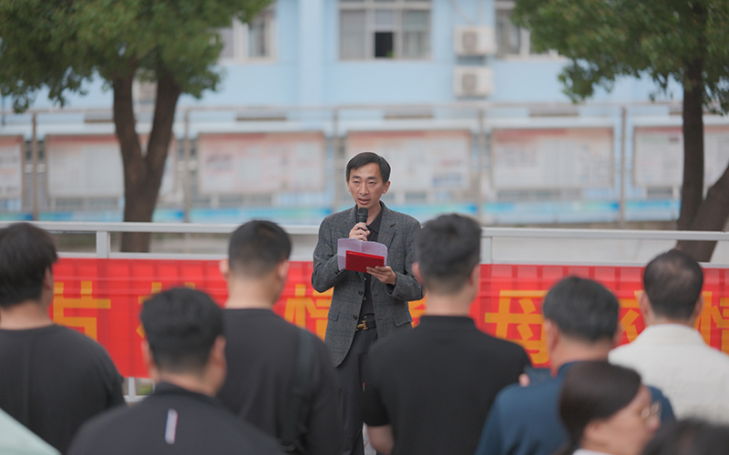 校友代表发言