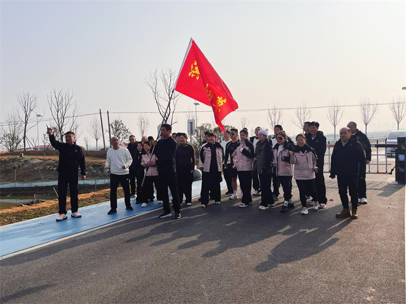 洪湖市局举办干部职工迎新欢乐跑活动