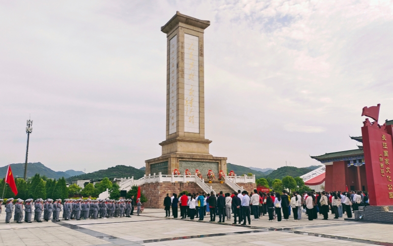 红二十五军长征暨鄂豫陕革命根据地创建纪念系列活动启动仪式现场。徐光意摄