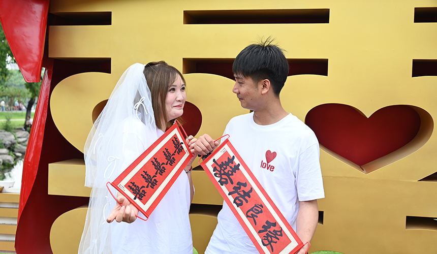 “全國通辦”落地見效 武漢“520”婚姻登記暖心便民