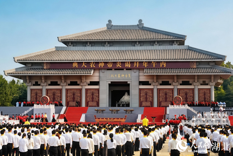 大典现场。人民网记者 张颖摄