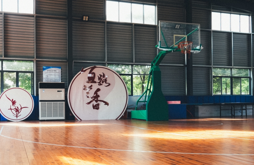 宜都管理所篮球馆。杨鑫摄