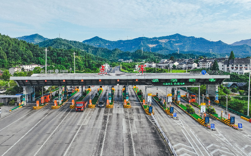 驛路生花丨智慧雲艙走出“橘子紅”主播團