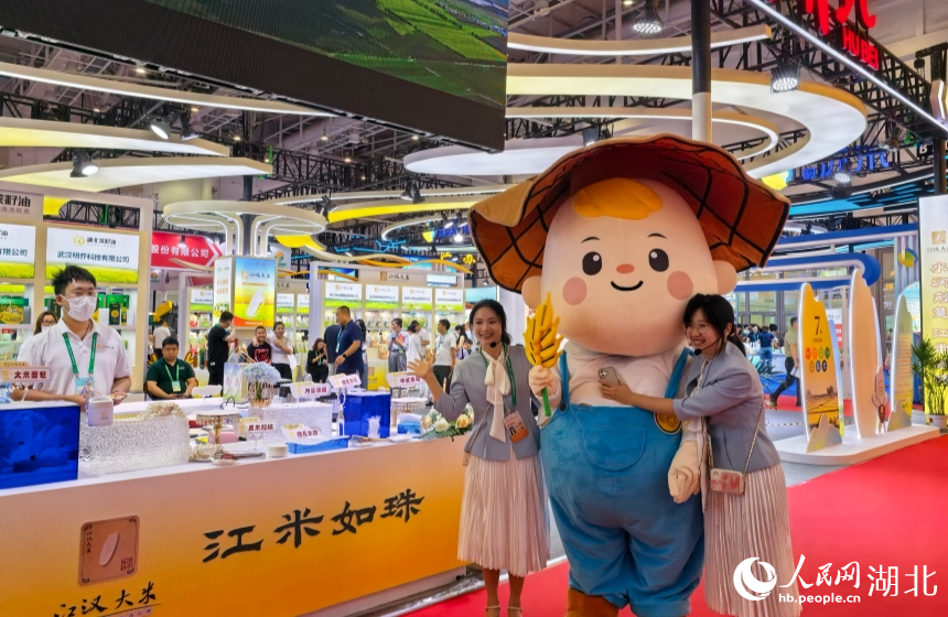 展会现场。人民网记者 周雯摄