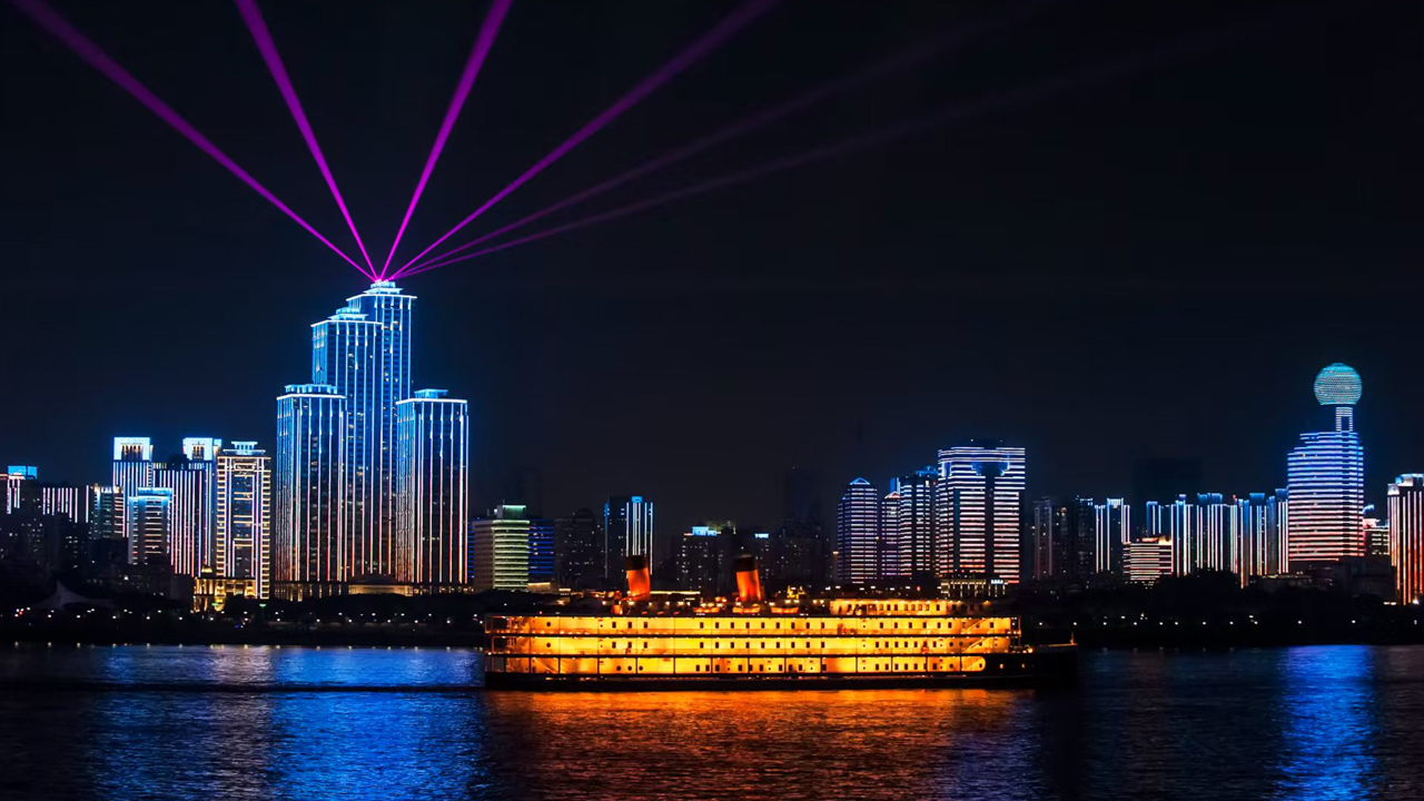 行進中國︱長江夜未央 遇見無處不在