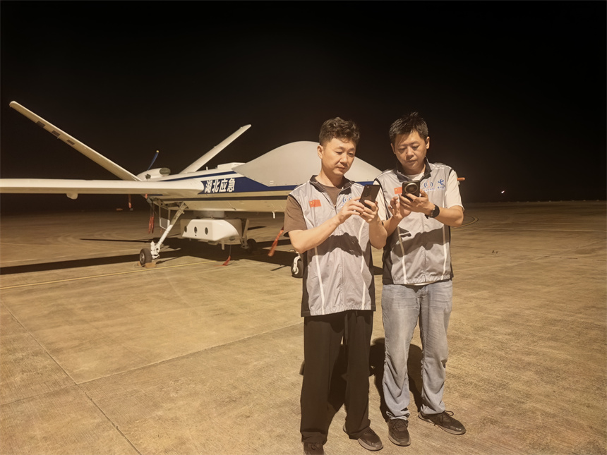 飞赴广西服务灾区群众 湖北电信空中基站筑牢通信生命线