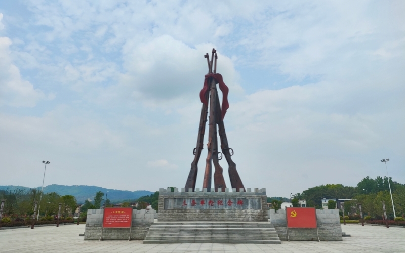 行进中国｜红绿融合 老区山村变热门“打卡地”
