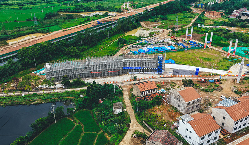 湖北交投英黃高速標准化施工推進項目建設【2】