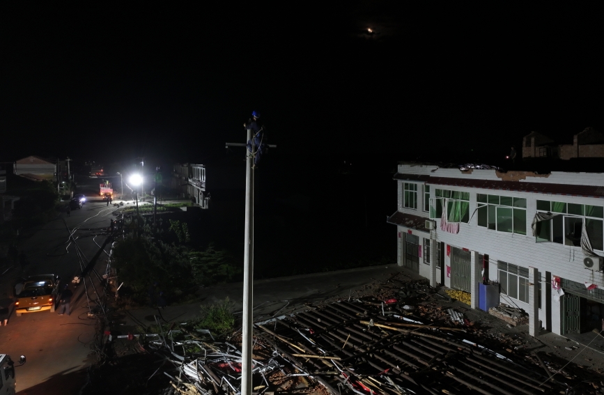 湖北洪湖80名電力人守護4000畝魚塘【4】