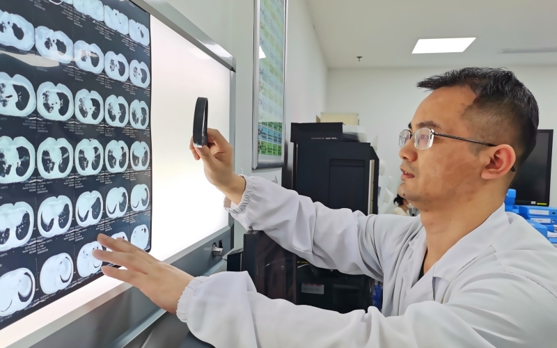 咳嗽半年查不出病因？醫生提醒：留意你吃了多年的藥
