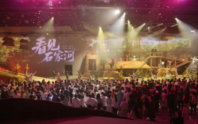 數字考古實景劇《看見石家河》。天門市委宣傳部供圖
