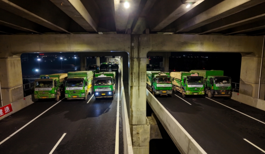 燕磯長江大橋完成荷載試驗 世界首創四主纜體系通過“大考”