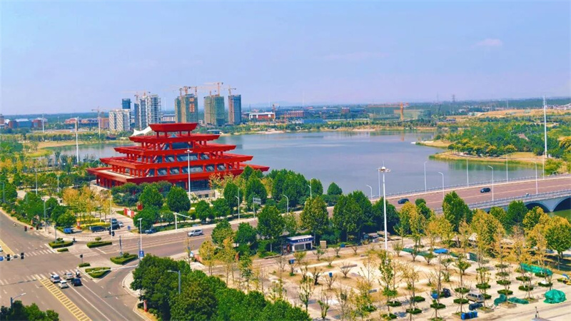 天门城景。