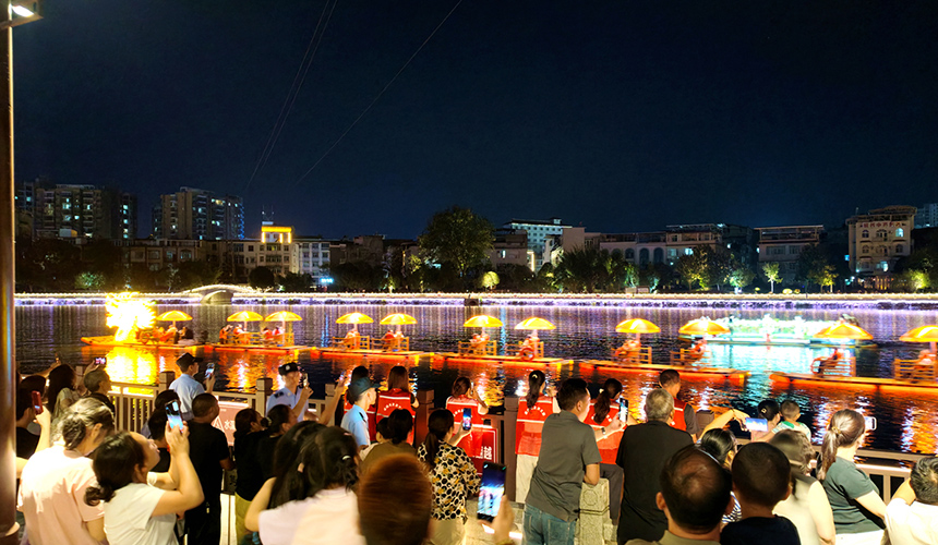 湖北通城：雋水河岸夜色新【2】