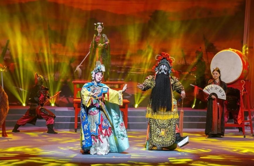 戲腔“女團”唱響湖北鄂州 國粹新枝綻放芳華