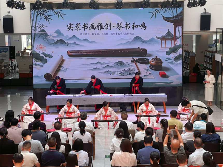“香城雅集”户外阅读市集。
