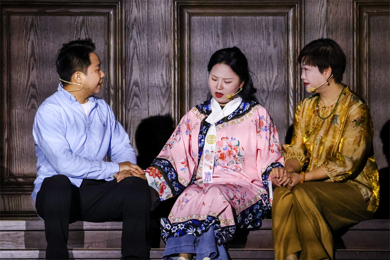 武汉青年心理情景剧《我，安陵容》展演。武汉市精神卫生中心供图