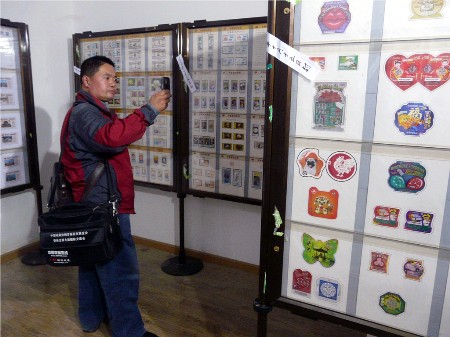 全国第八届(武汉)彩票收藏展示交流会在汉举行